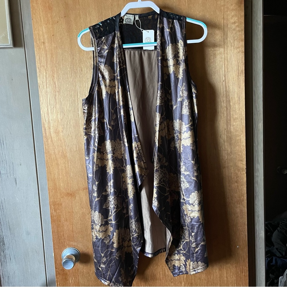 Womens Floral Sleeveless Vest in Brown and Gold, Size S, Med, NWT